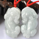 冰种翡翠貔貅吊坠图片_珠宝图片