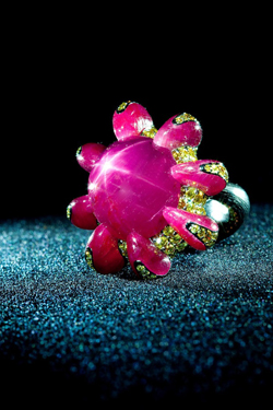 香港珠宝设计师Wallace Chan作品