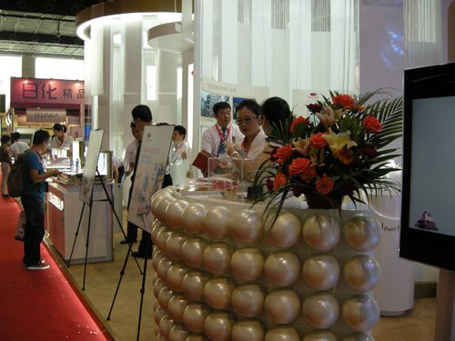 京润珍珠携百款珍珠产品亮相广东美博会