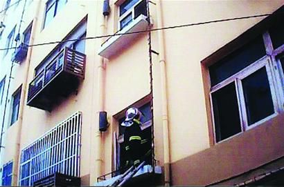 喝酒解乏忘關液化氣灶中毒