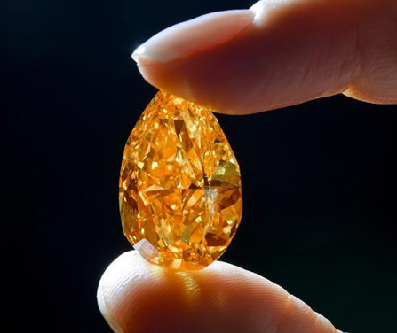 最大艳彩橙色钻石将亮相佳士得拍卖会