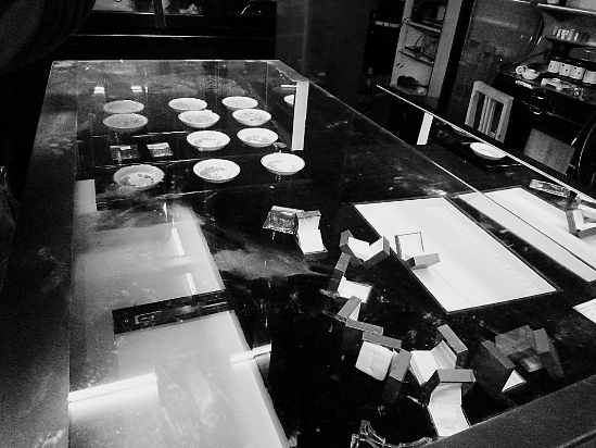 男子逛商场偷走价值十万元玉器