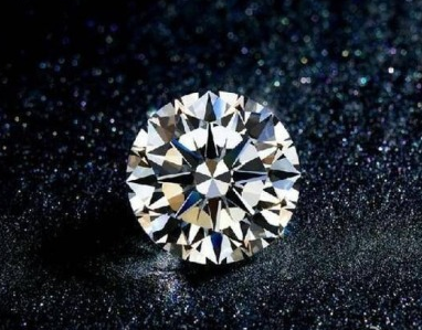 女子在天猫佐卡伊店拍下2050万元钻石