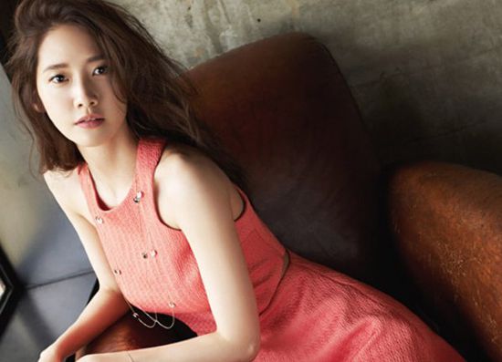 少女时代允儿演绎卡地亚珠宝大片 展现精致小女人味