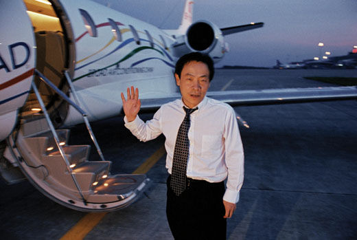 成龙价值2亿私人飞机揭秘 明星私人飞机有多高大上
