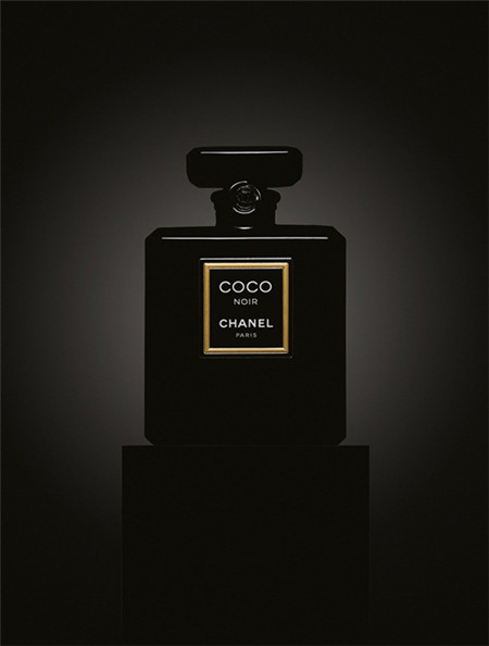 chanel(香奈儿)黑色coco香氛系列推出两款新品