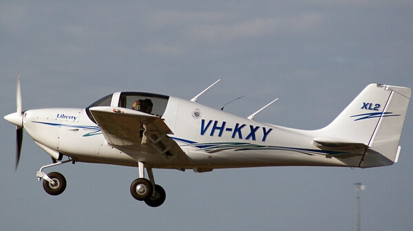 碳纤维打造全机身 Liberty XL2高性能小型私人飞机