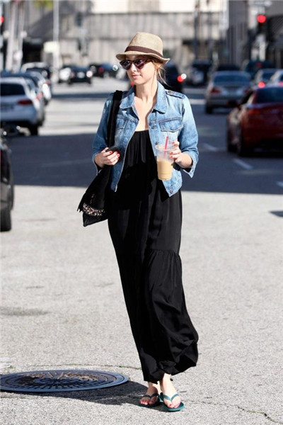 搭配衣服的技巧是什么 bd586324402f22bc7eab114e078e3941.jpg?_=1408675489893