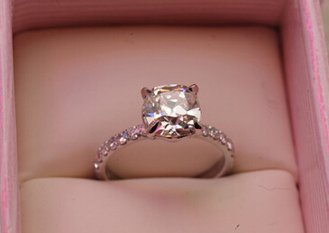 钻石戒指怎么买
