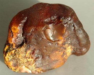 如何挑选琥珀原石