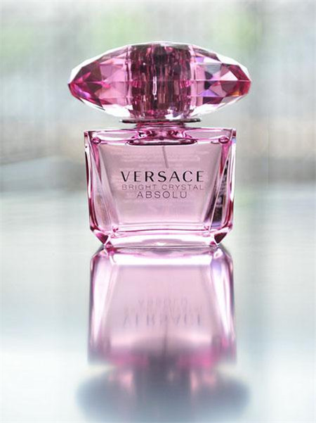 versace(范思哲)发布臻挚粉钻女士香水新品