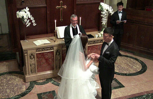 孙红雷结婚现场曝光 豪车高调“逛街”婚照奢华而大气