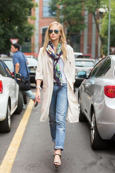 孙俪穿的风衣_孙俪穿游冰装漏出黑毛(3)