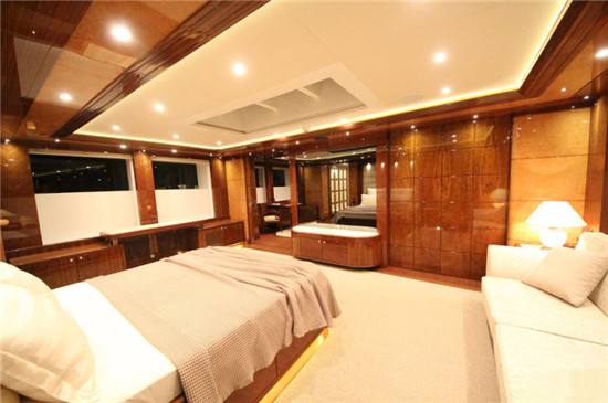 土耳其Elada45米半排豪华游艇 将于今年上半年完工