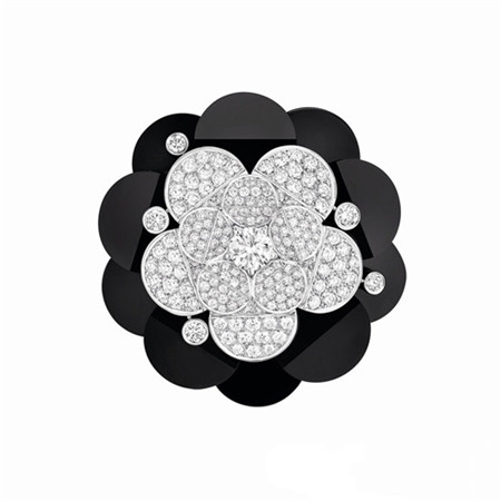 Chanel推出全新系列臻品珠宝 打造专属文艺时代