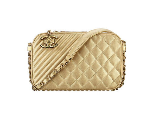 Chanel推出2015早春度假系列箱包配饰新品