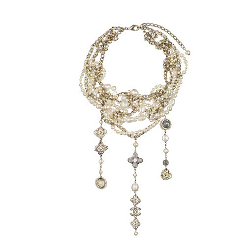 Chanel发布2015早春度假系列珠宝配饰