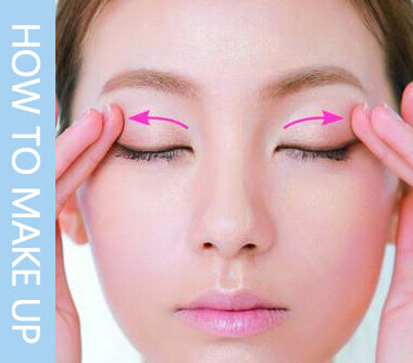 粉底液怎么用 柔焦光透底妆终极教程