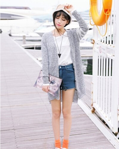 秋季女生<a href='http://www.china1f.com' target='_blank'>服装</a>搭配:外套怎么混搭更时尚?