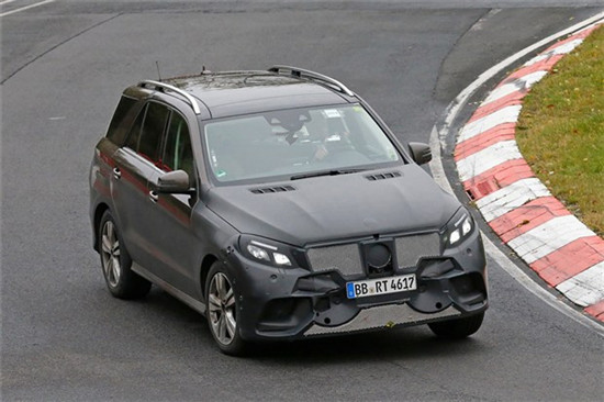 奔驰M级插电式混动版谍照曝光 新车将于2015年发布