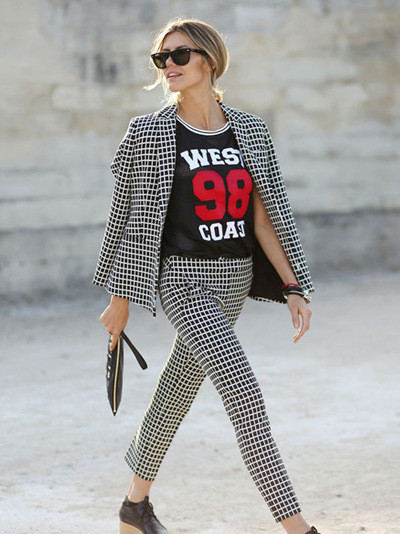 掌握这4个服装搭配技巧 秋日一样玩转数字T恤