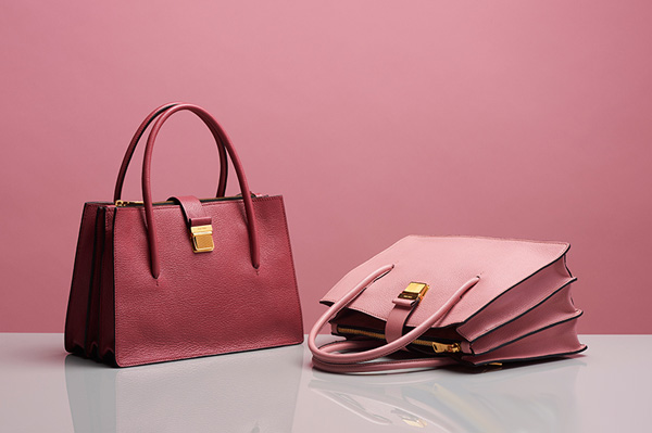 Miu Miu 推出全新Madras系列手袋