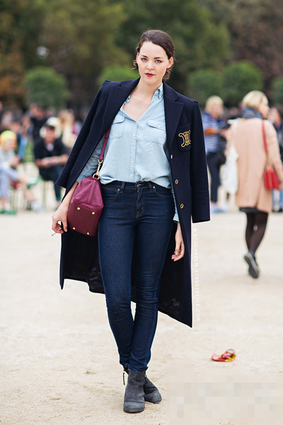 冬装<a href='http://www.china1f.com' target='_blank'>服装</a>流行趋势 衬衫搭配紧身裤