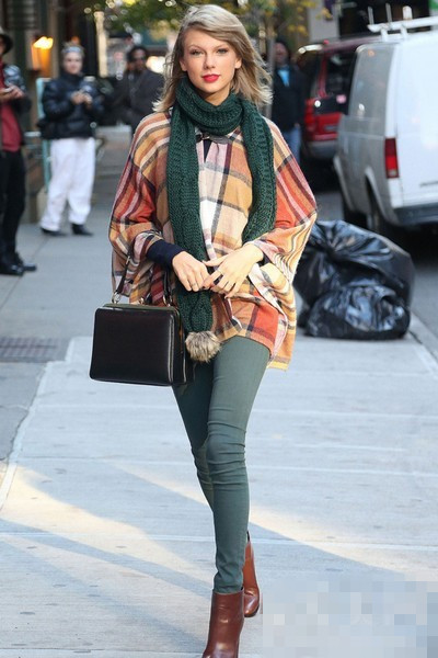 搭配技巧披肩 52726c355bebb893664b25563443dfd2.jpg?_=1418270601520