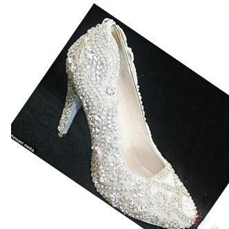 2014年迪拜国际珠宝展展出310万美元女鞋