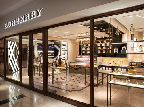 奢侈品牌Burberry首间美妆零售店于亚洲隆重开幕