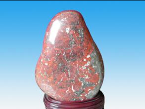 专家预测:神农架鸡血梅花玉或成下一个天价宝石