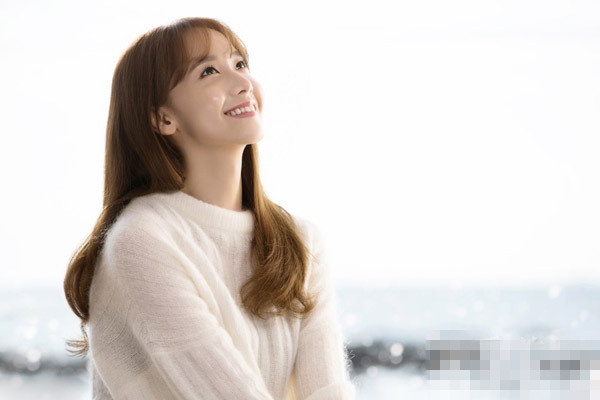 女神变丫鬟 允儿穿衣搭配古装不如时装美