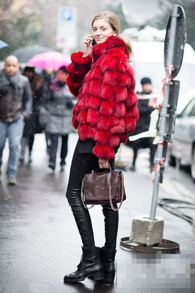 冬春季必备穿衣搭配技巧 皮靴得hold