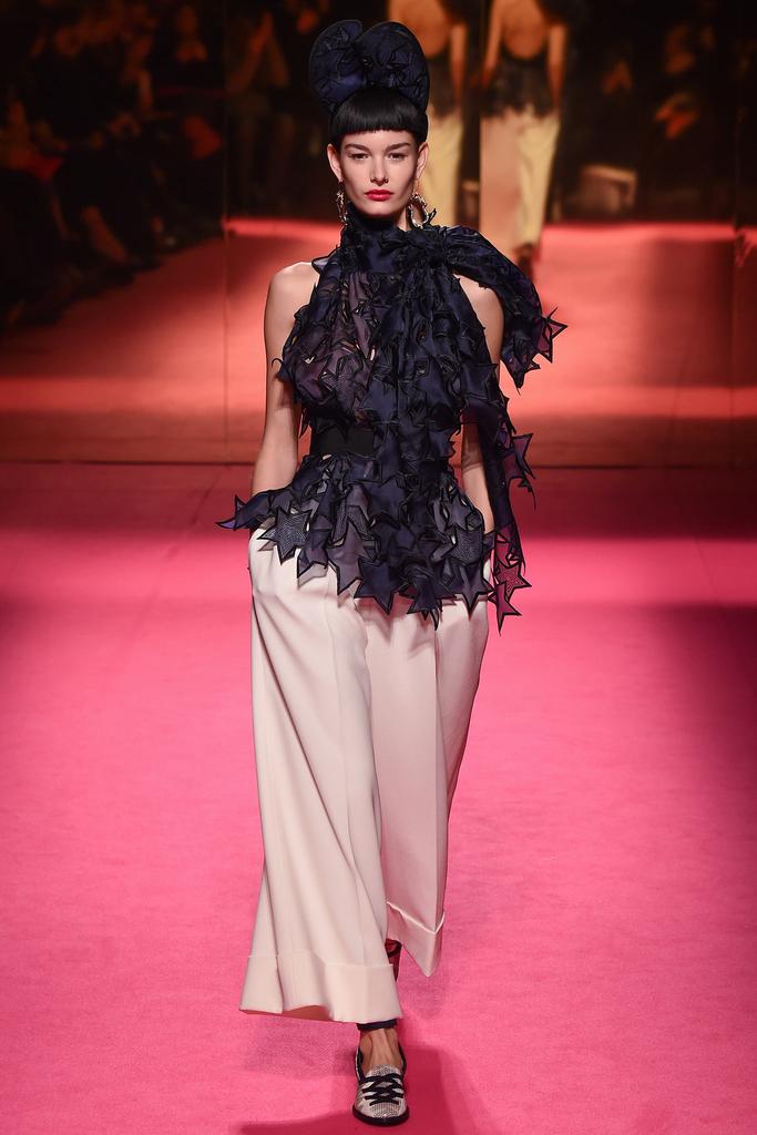 Schiaparelli <a href='http://www.china1f.com' target='_blank'>服装</a>品牌2015春夏高级定制时装秀