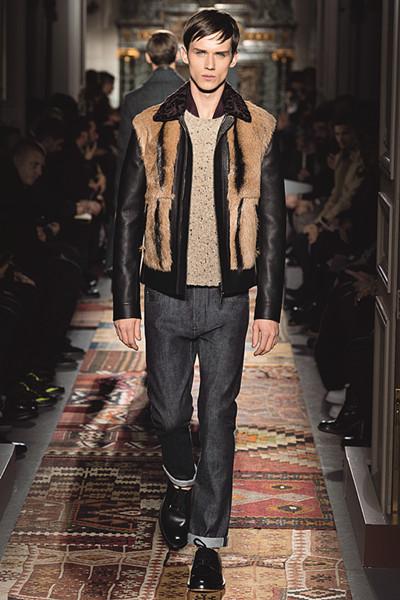 牛仔狂人看过来 万能型男穿衣搭配技巧示范