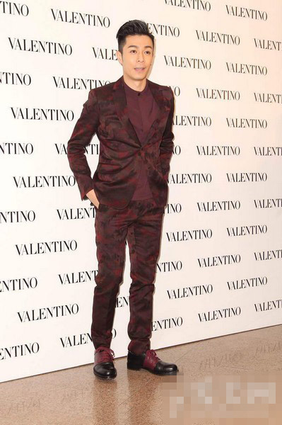 范爷Tiffany众星穿衣搭配现身Valentino开幕式