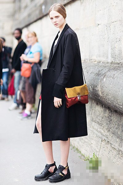 做个bag girl 潮流包包搭配不容错过