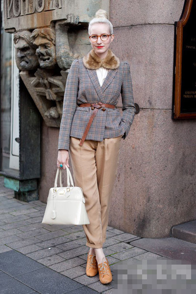 忙day不要郁闷!穿衣搭配技巧教你做职场丽人