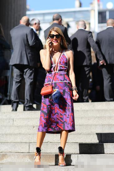 超迷你包包红透半边天 明星潮人都爱不释手