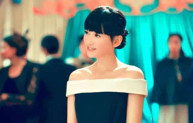 陈乔恩如何<a href='http://www.china1f.com' target='_blank'><a href='http://www.china1f.com' target='_blank'>服装</a></a>搭配 让霸道总裁爱上她?