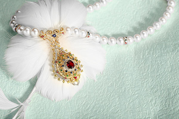 七彩云南第三届原创珠宝设计展华丽亮相