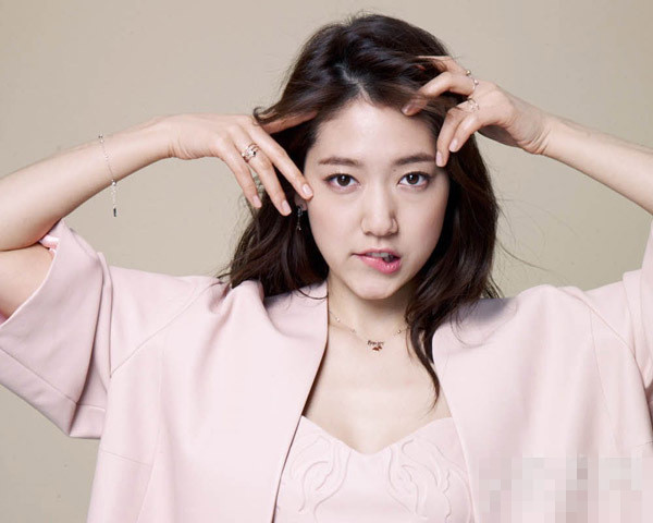 朴信惠性感演绎 AGATHA PARIS 2015珠宝大片