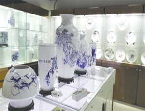 2015景德镇陶瓷青岛展览会 瑷家珠宝城开幕