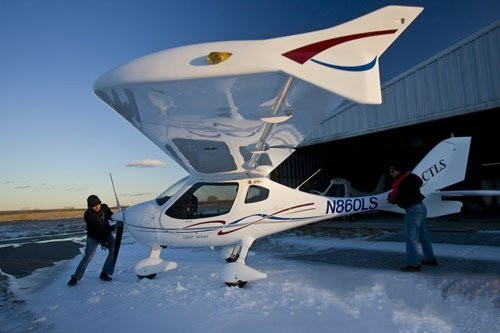 德国CTLS:碳纤维复合材料机身的私人飞机
