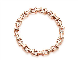 气质大变身 搭配珠宝手链“一秒变COOL女孩”