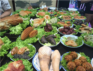 西安珠宝展开幕 “满汉全席”珠宝宴超吸啨