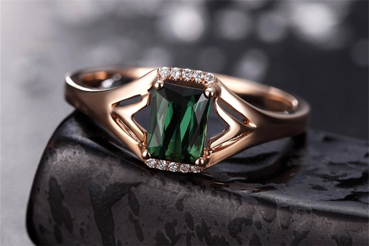 伟德bv1946官网-深圳市布凌凌珠宝有限公司【千与千寻珠宝定制官网】