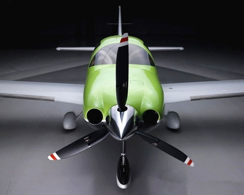 赛斯纳TT：采用碳纤维复合材料结构的私人飞机