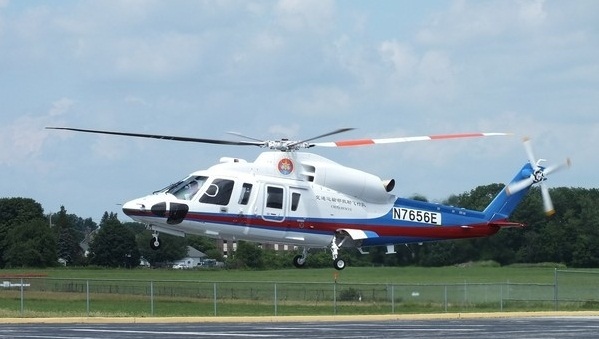 西科斯基向中国交通部交付s-76dtm私人直升机