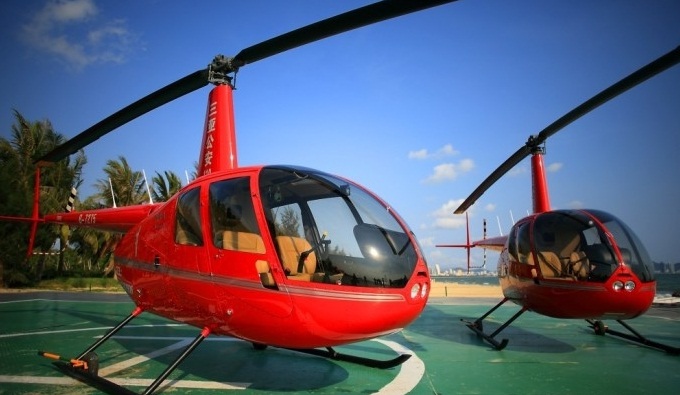 广元盘龙机场推出私人直升机低空游 r44惹人爱